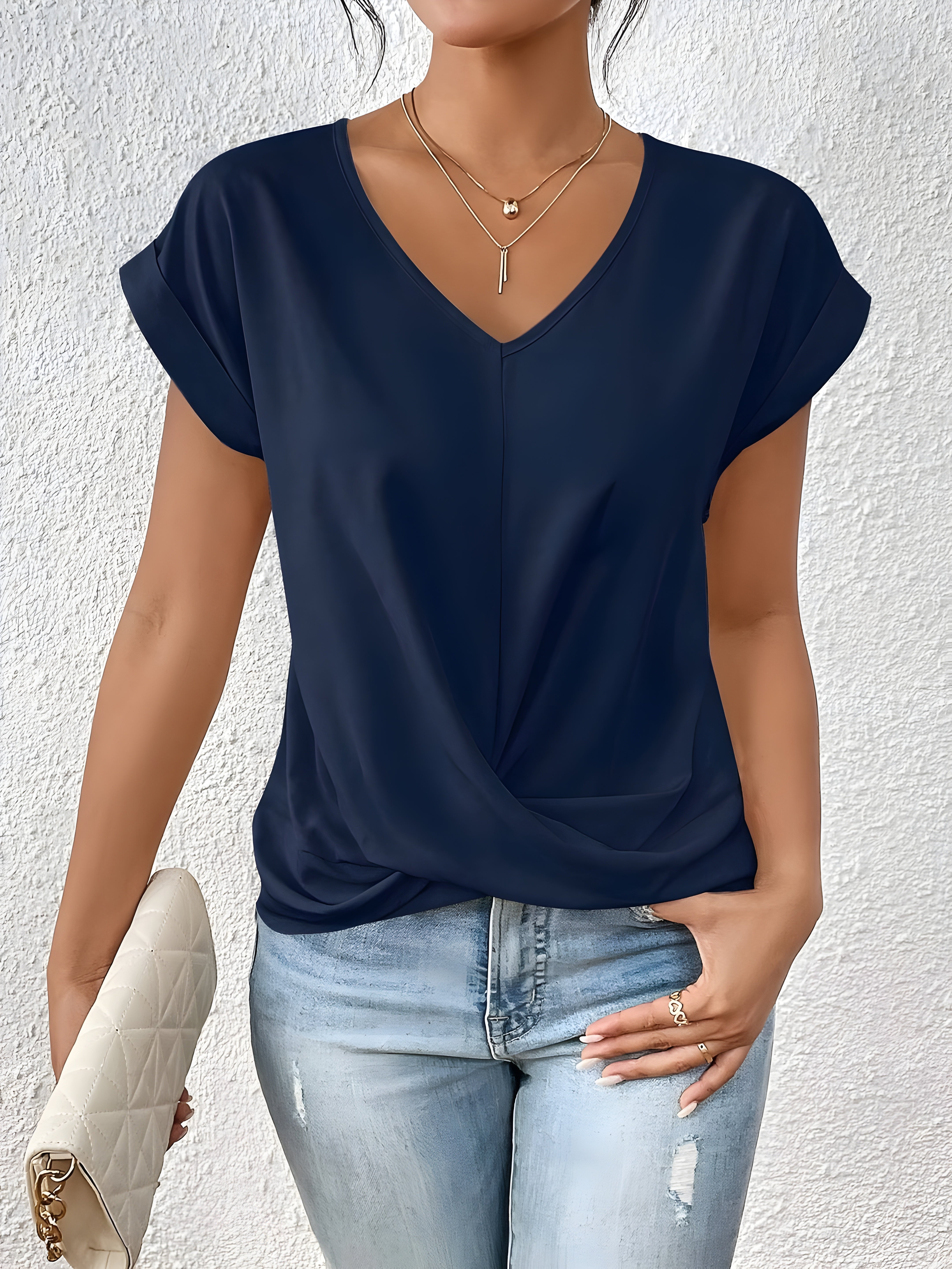 Maria – Twist Front V-Neck Top