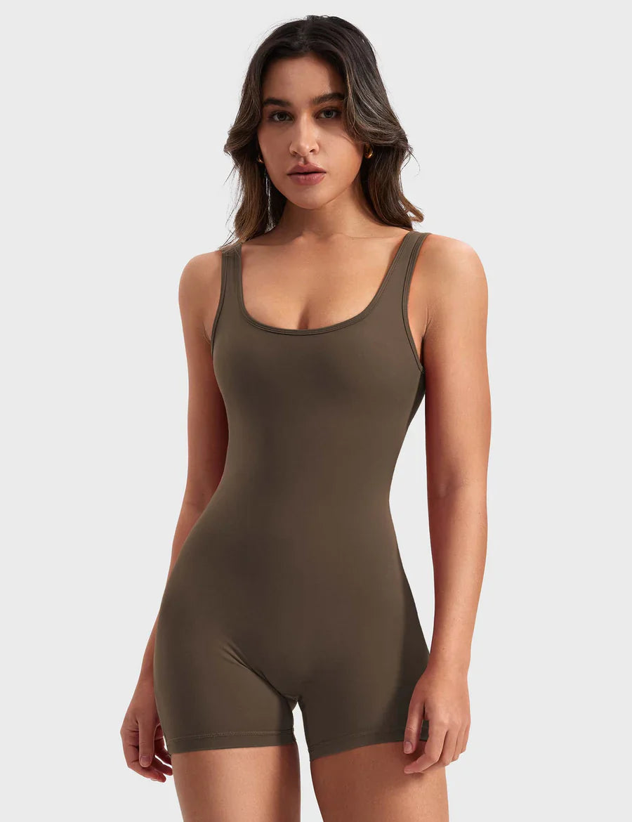 Velucia - lizvette v-back jumpsuit