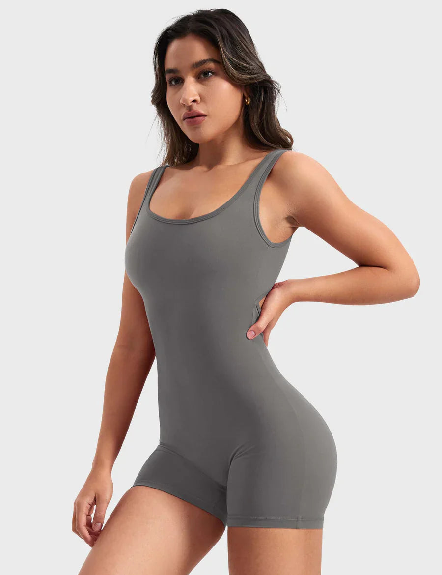 Velucia - lizvette v-back jumpsuit
