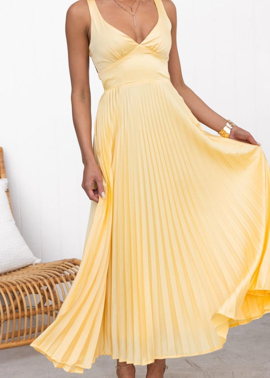 Aby - Yellow Pleated V-Neck Maxi Dress